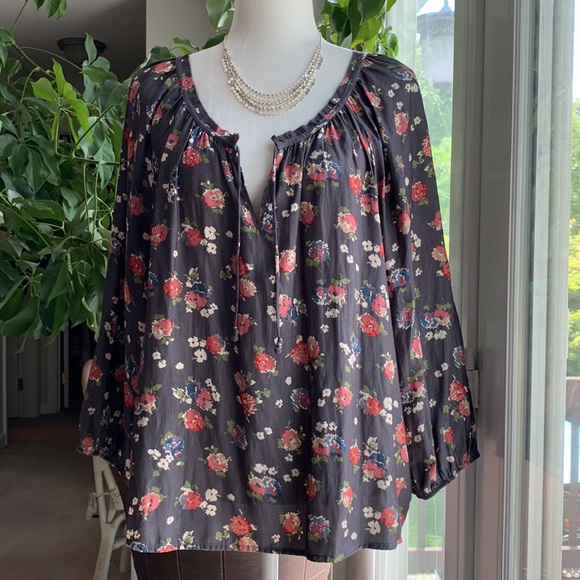 American Eagle Outfitters Tie Neck Top Size XL - Picture 2 of 11